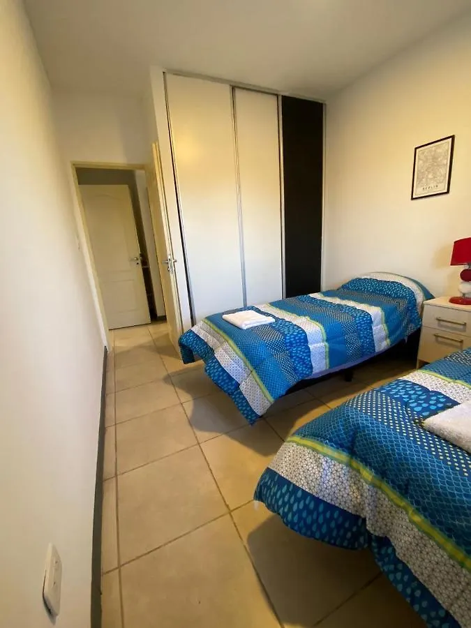 Confortable Apartamento En Mendoza Apartmán