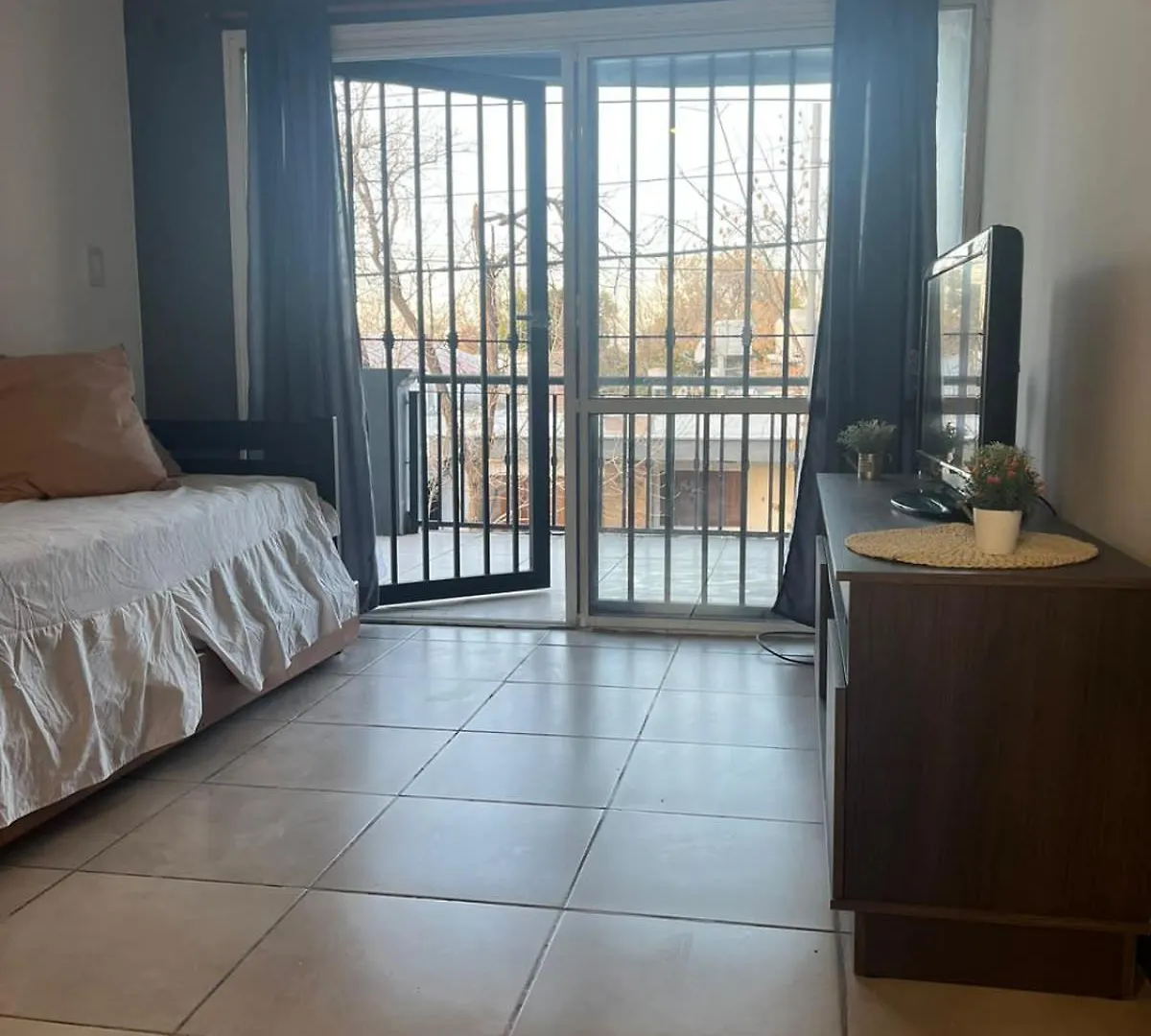 Confortable Apartamento En Mendoza 0*,  Argentina